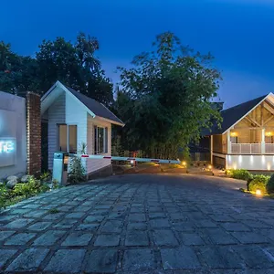 4* Hotel Trivers