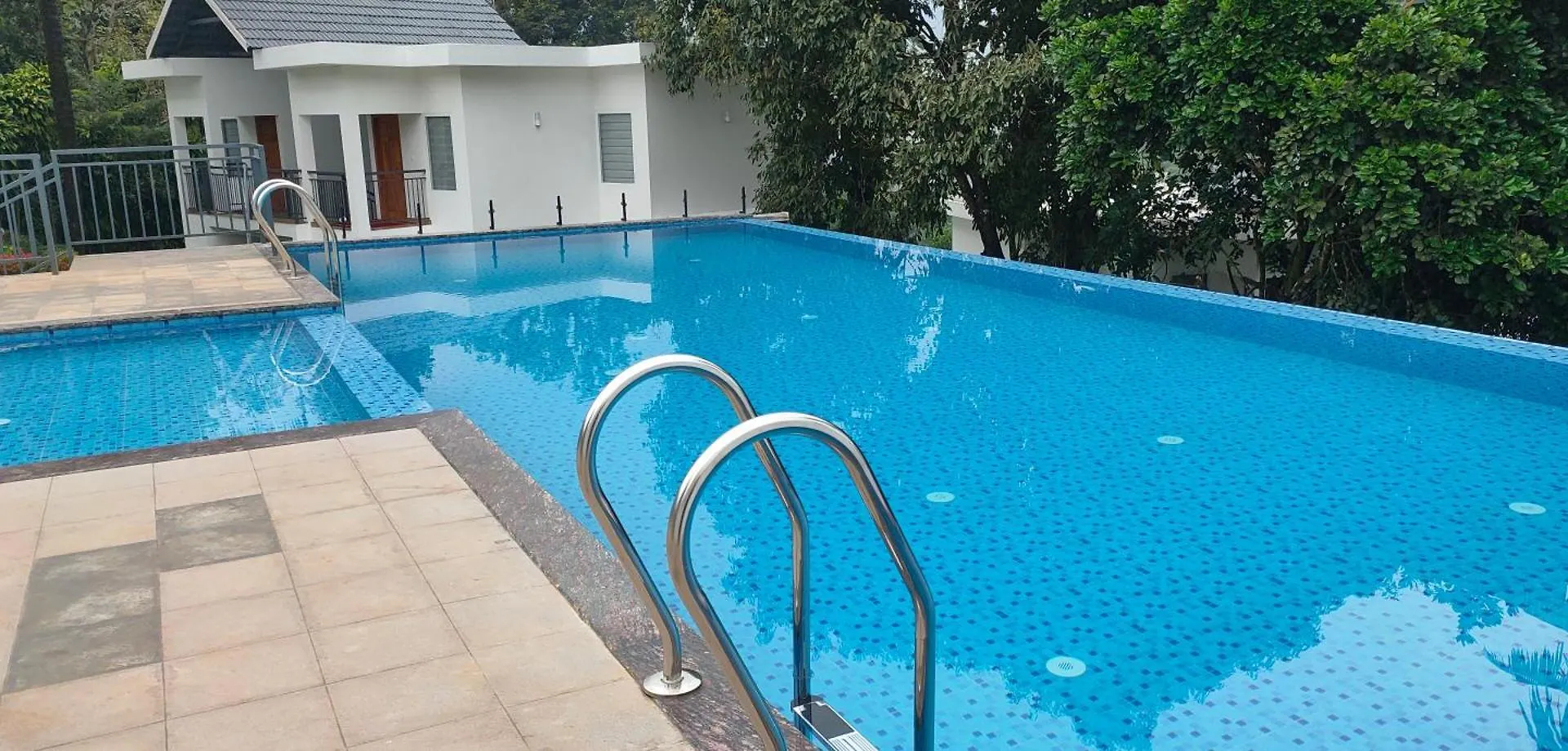 Winter Note Resorts Munnar Hotel