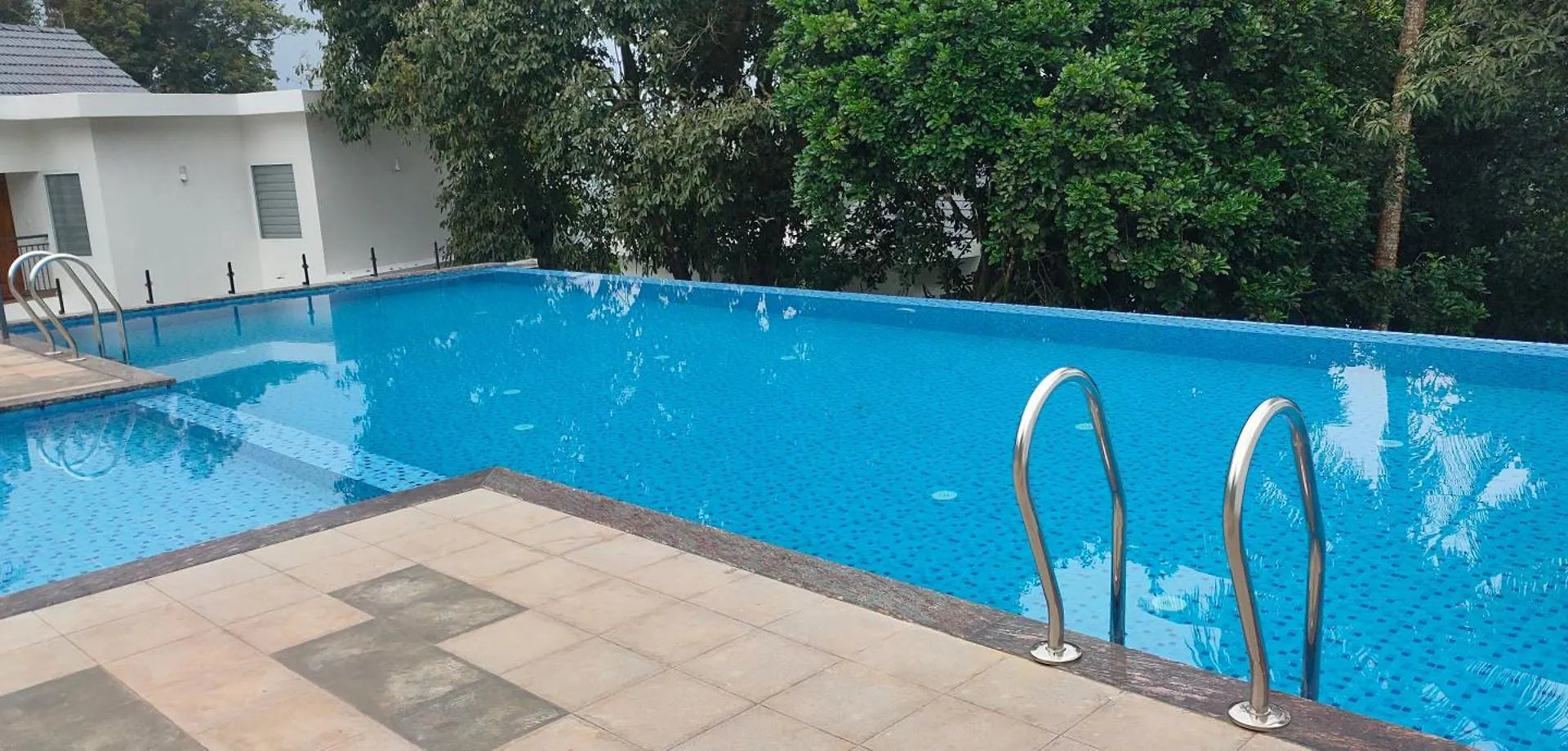 Winter Note Resorts Munnar Hotel