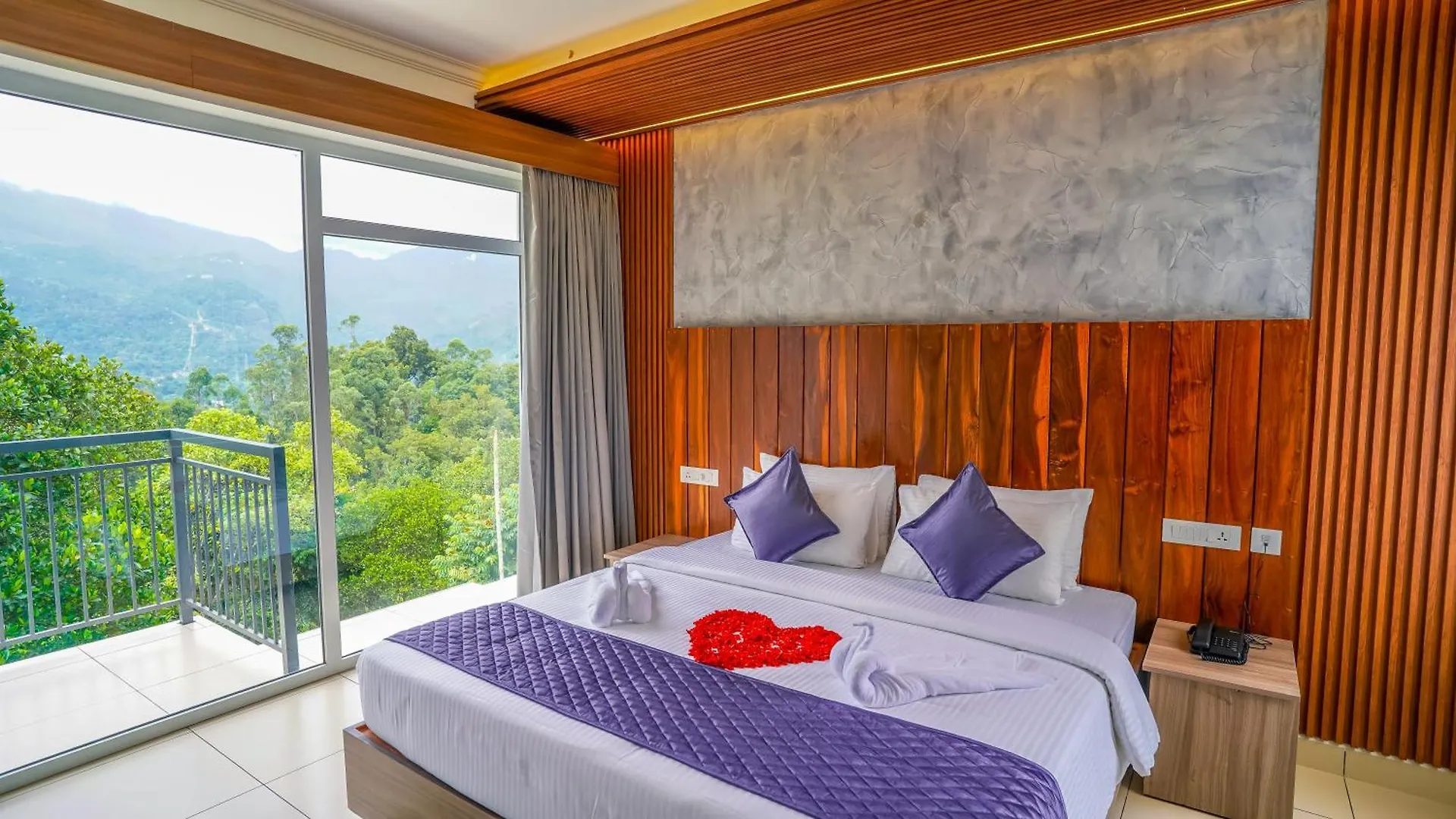 Winter Note Resorts Munnar